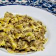 Pasta con salsa de setas y queso