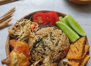 Foto resep Nasi Tutug Oncom Komplit