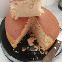 A picture of Eggless vanilla cake.