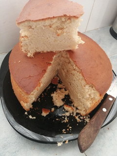 A picture of Eggless vanilla cake.