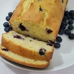 A picture of Blueberry & Ricotta Pound Cake.