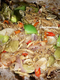 Foto resep Tumis mercon teri medan