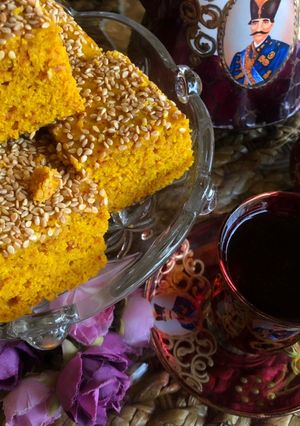 عکسی از دستور صفوف (Sfouf)-کیک زردچوبه