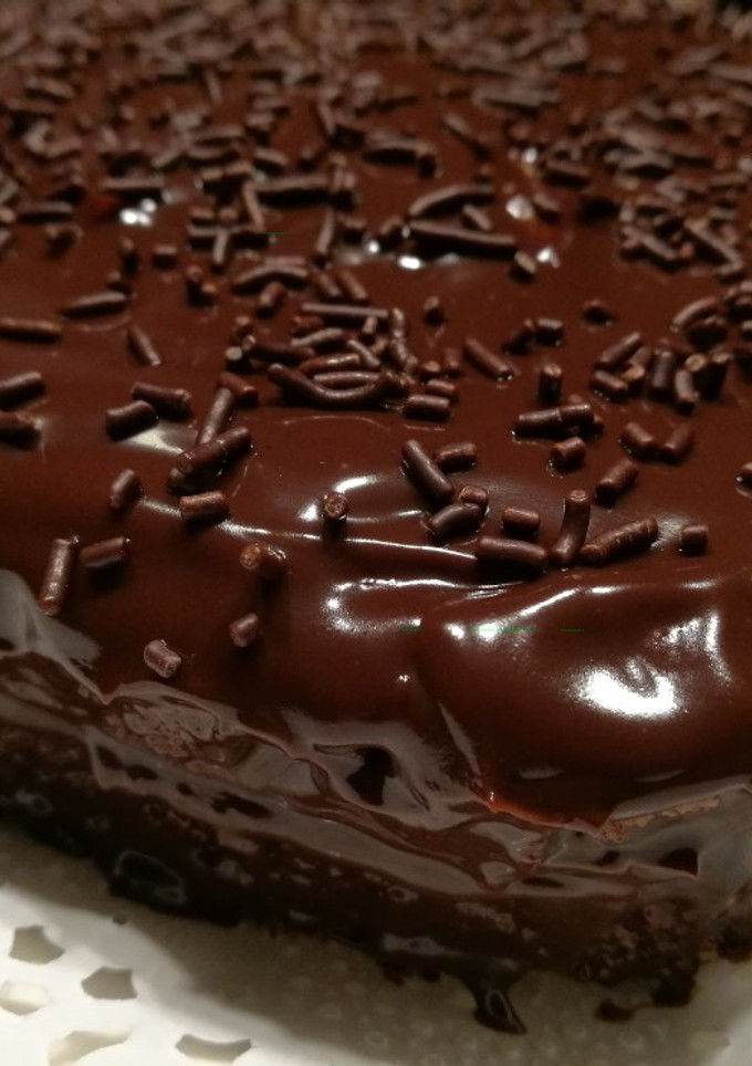 Una foto de Pa de pessic relleno de crema de limón al chocolate 🍫🍋
