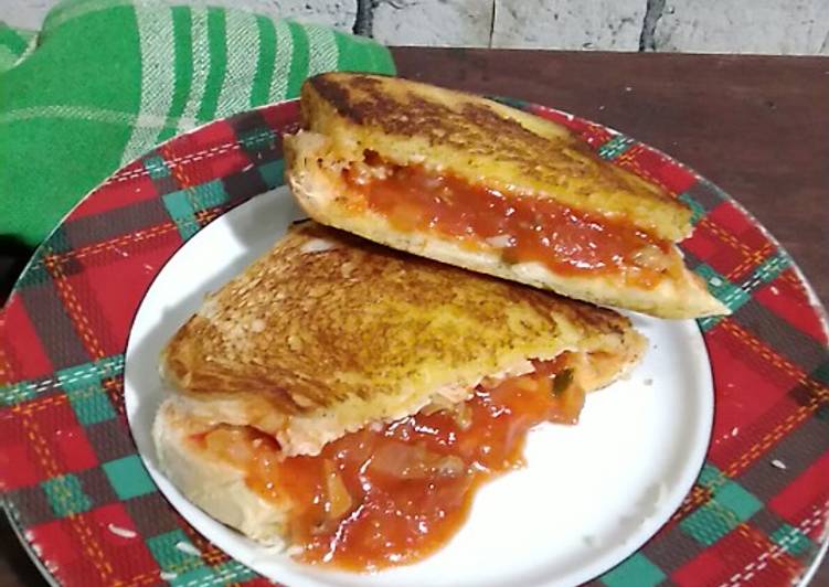 Bagaimana Menyiapkan Bolognaise Sandwich yang Bisa Manjain Lidah