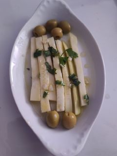Una foto de "boquerones" de calabacín