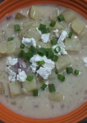 A picture of Creamy Dairy-free Potato Soup.