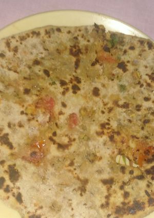 A picture of Green moong paratha.