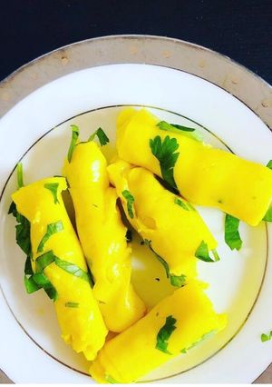 ફરાળી ખાંડવી (Faradi Khandvi Recipe In Gujarati) રેસીપી મુખ્ય ફોટો