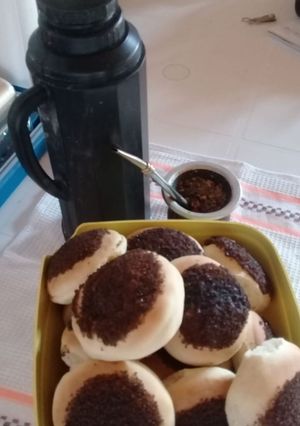 Una foto de Caras Sucias