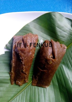A picture of Upkor Ogede (plantain puddy).