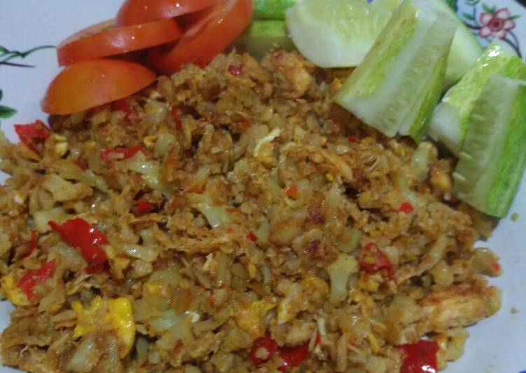 Nasi Goreng Kembang Kol (Menu Dinner Diet Mayo Day 3)