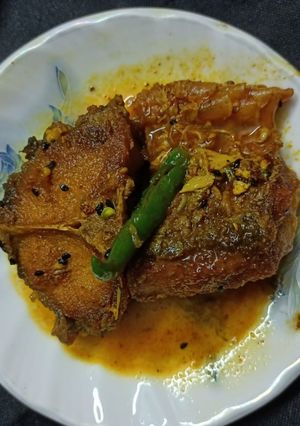 কাতলা মাছের ঝোল (Katla macher jhol recipe in Bengali) রেসিপির প্রধান ছবি