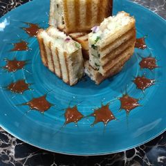 A picture of Chaat sandwich.