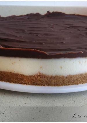 Una foto de Tarta de queso y chocolate