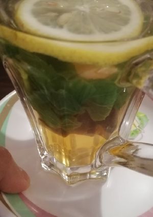صورة لوصفة شاي الديتوكس 🍵