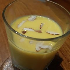 A picture of Mango shake.