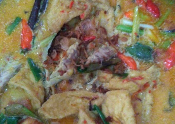 Salem dan Tahu Masak Mangut