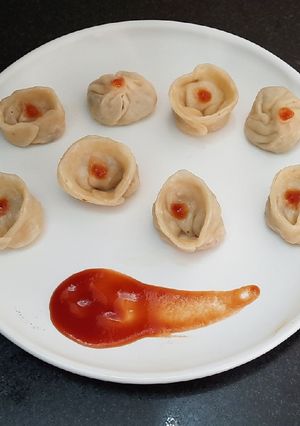 वेजिटेबल मोमोज (vegetable momos recipe in Hindi) रेसिपी मुख्य फोटो