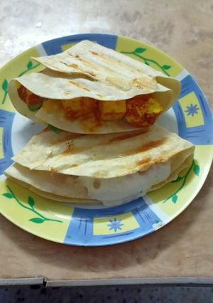 A picture of Panner Tikka layer wrap.