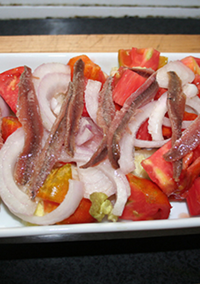 Una foto de Ensalada de anchoas