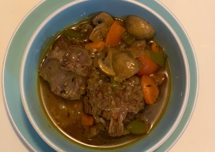 Slow Cooker Oxtail