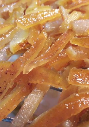 Una foto de Naranjitas (cáscaritas de naranjas dulces)