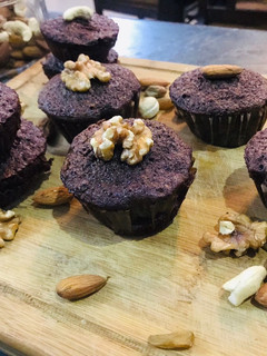 A picture of Chocolate Walnut Muffins.