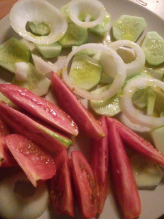 Una foto de Ensalada verduras del huerto 🍅
