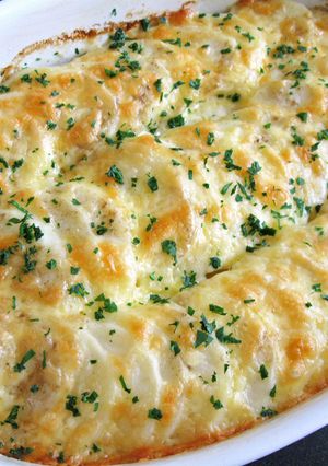 A picture of Cheesy Potato Bake.