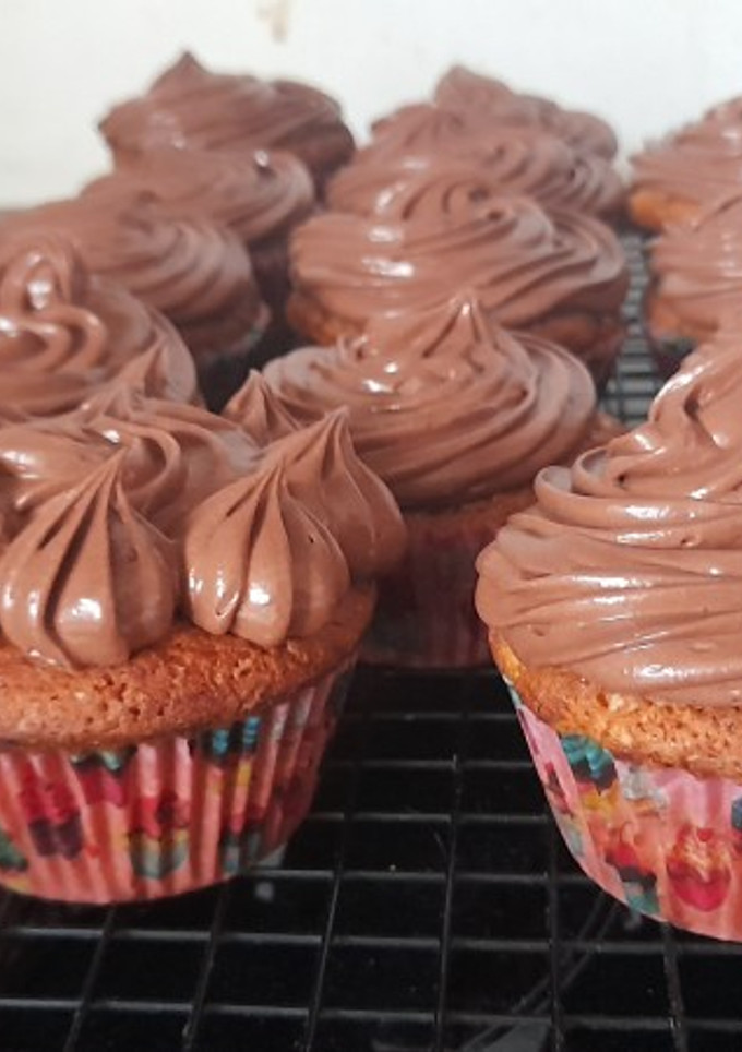 Una foto de Cupcake de cerezas y chocolate