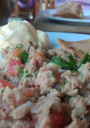 Una foto de Ceviche mexicano de atún
