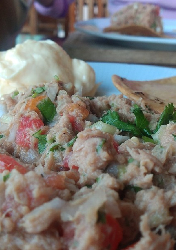 Una foto de Ceviche mexicano de atún