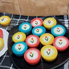 รูปของ Kue nona manis Rainbow🌈
