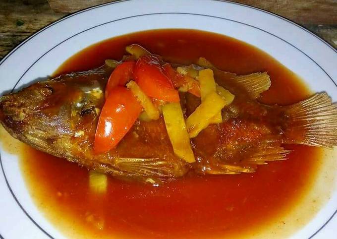 Resep Nila Siram Saus Asam Pedas Oleh Rossy Yuniati Cookpad