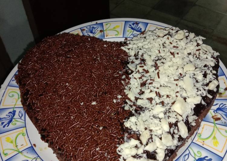 Cara Gampang Menyiapkan Brownies chocolatos kukus sederhana Anti Gagal