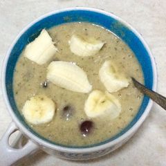 A picture of Banana-mint smoothie.