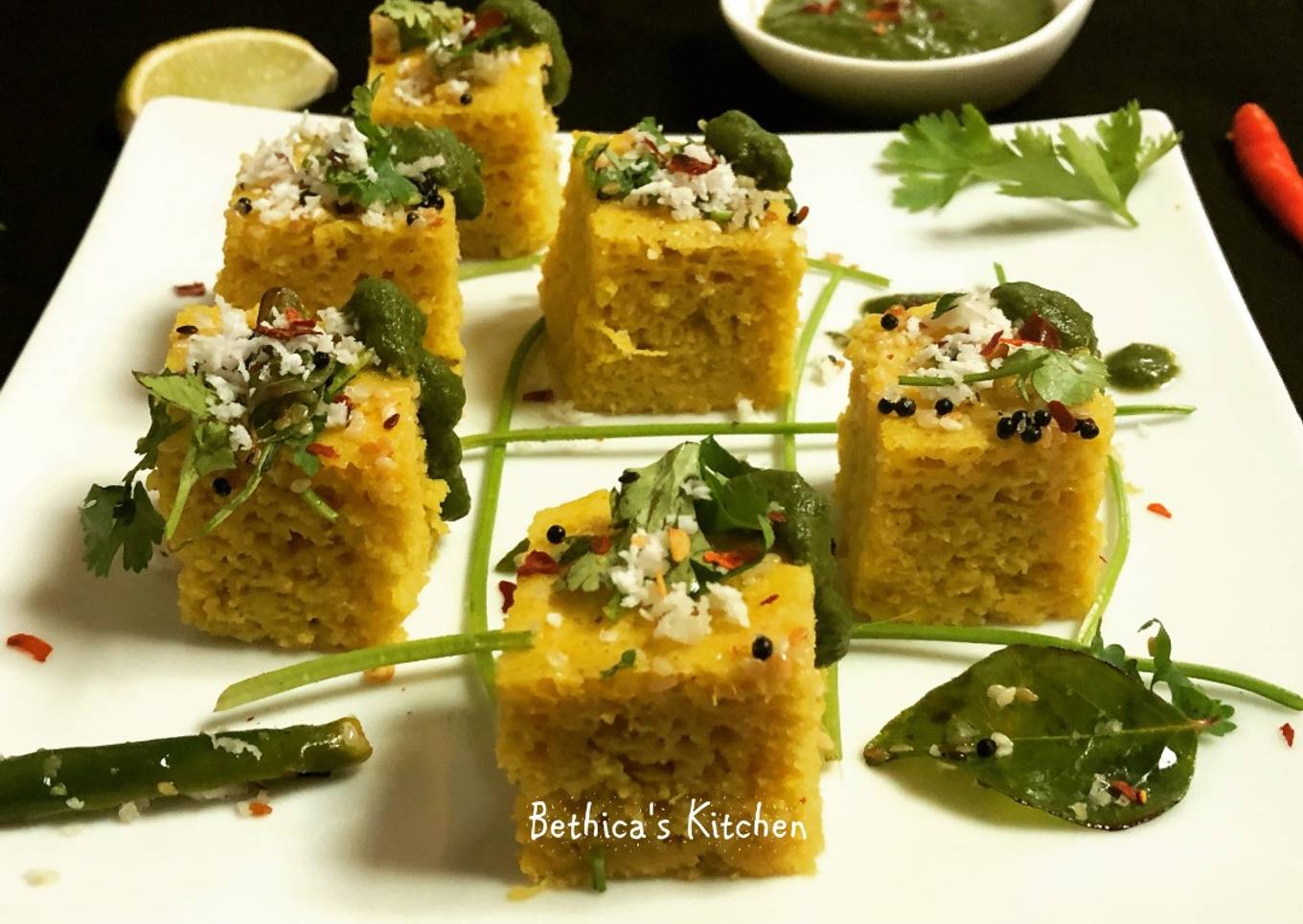 Khaman Dhokla