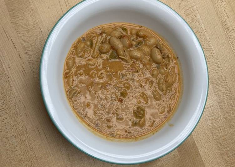Step-by-Step Guide to Prepare Favorite White Bean Chicken Chili