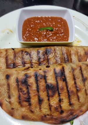 A picture of Makhani wrap.