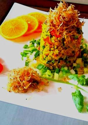薑黃翡翠木須銀魚炒飯（創意料理） 的食譜成品照片