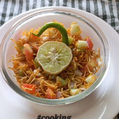 A picture of Tasty Bhujiya Bhel.