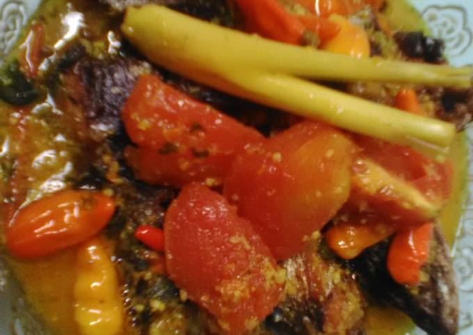 Resep Ikan salem masak bumbu acar oleh Pawonku Cookpad Resep Ikan salem masak bumbu acar oleh Pawonku Cookpad