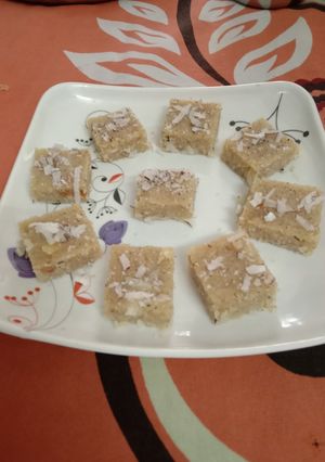 A picture of Breakfast Sooji Halwa Bars.