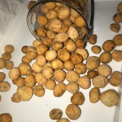 A picture of Peanut burger.
