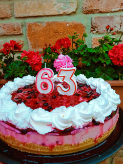 🎂Gyümölcsös joghurttorta 🎉, sütés nélkül, gyorsan recept fotója
