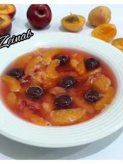 عکسی از دستور کمپوت میوه های تابستانی