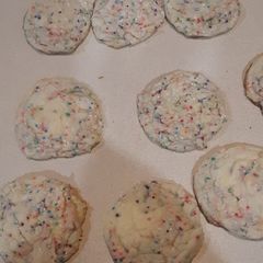 A picture of Cake Mix Cookies.