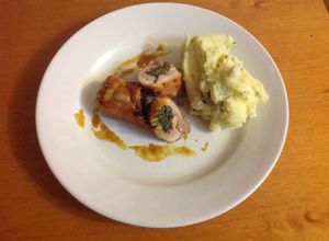 Una foto de Suprema de pollo rellena de espinacas y ricotta