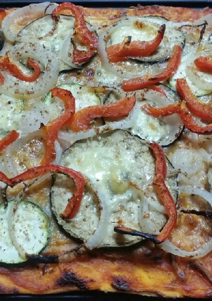 Una foto de Pizza de verduras (picantona o no, tu decides)
